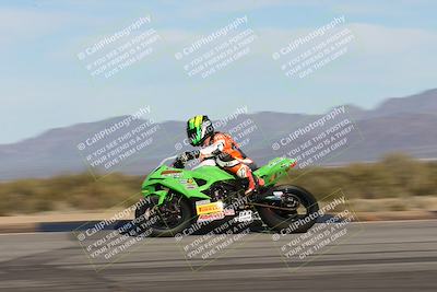 media/Jan-18-2026-CVMA (Sun) [[519f600f45]]/Race 16-Formula Middleweight/